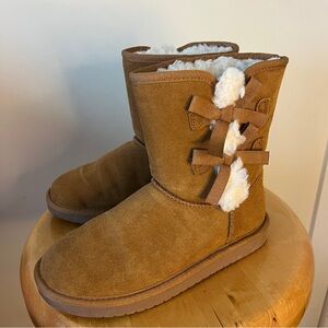 Koolaburra by UGG Tan Suede Boots with Bow Sz 4